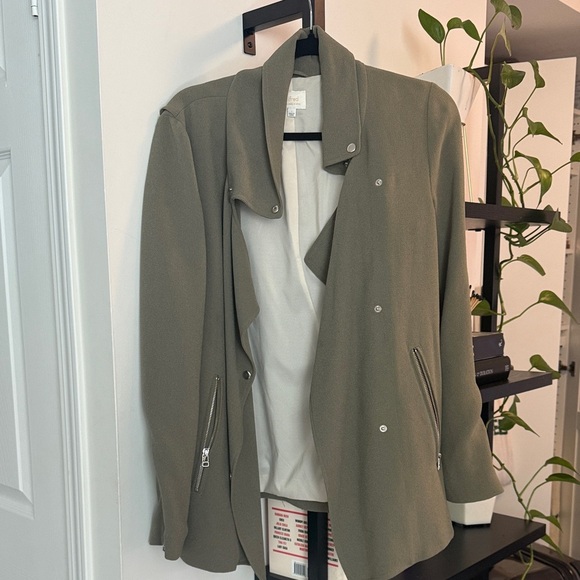 Aritiza WILFRED Maury jacket drape olive green size S MOTO OVERSIZED - Picture 1 of 5